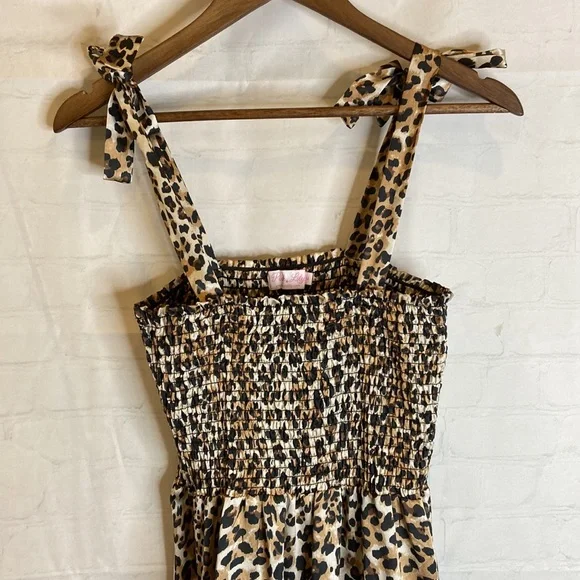 Pink Lily Leopard Print Smocked Bow Tie Dress - Picture 4 of 8